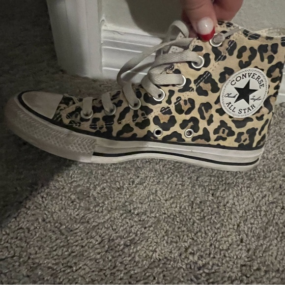 Converse Leopard Print High-Top Sneakers - Picture 1 of 4
